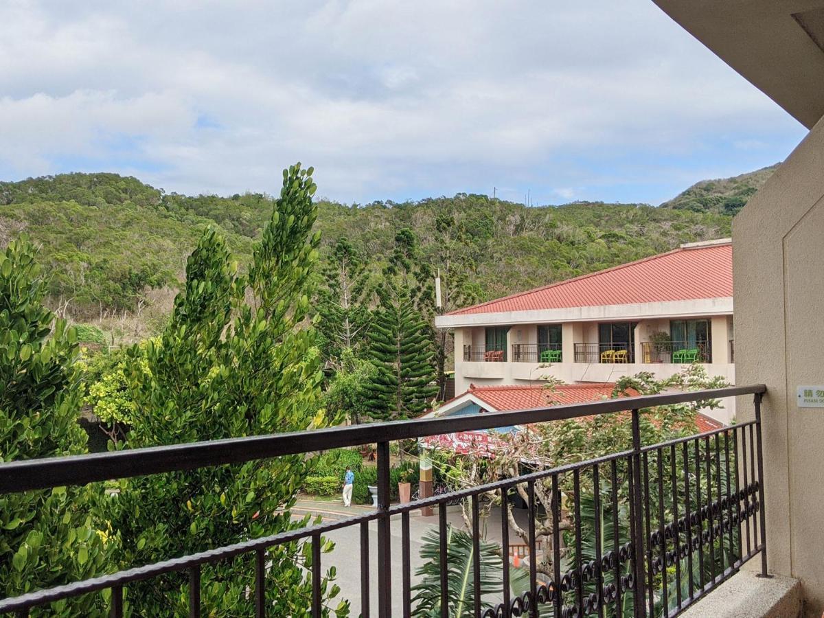 Howard Beach Resort Kenting Εξωτερικό φωτογραφία View of the school from the 3rd floor