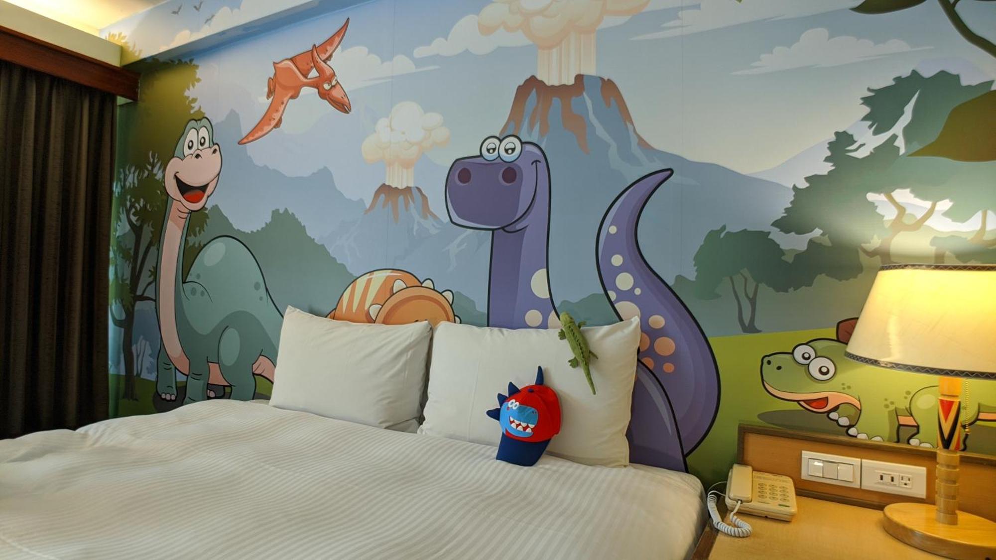 Howard Beach Resort Kenting Εξωτερικό φωτογραφία A room at the Great Wolf Lodge
