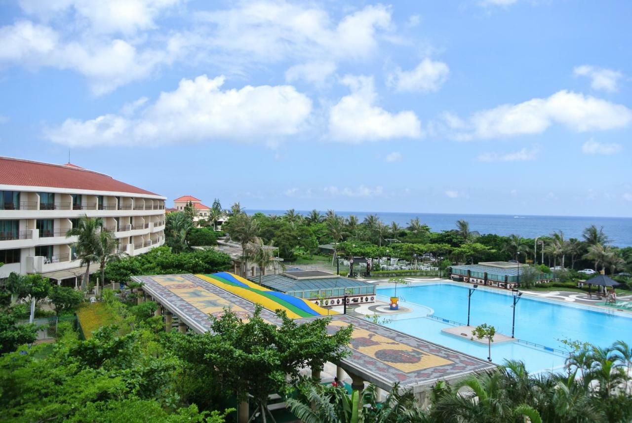 Howard Beach Resort Kenting Εξωτερικό φωτογραφία View of the resort
