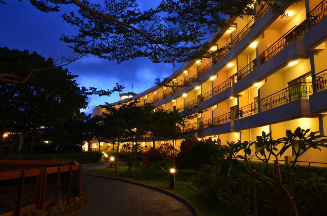 Howard Beach Resort Kenting Εξωτερικό φωτογραφία The Royal