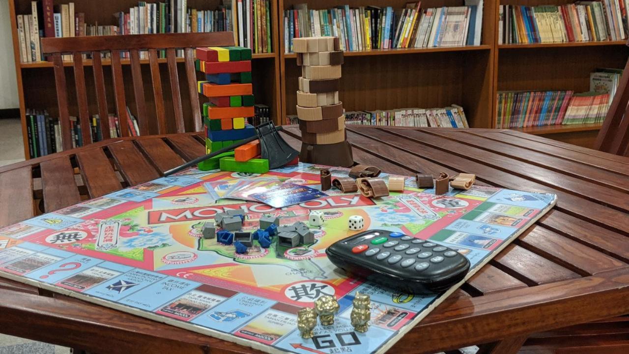 Howard Beach Resort Kenting Εξωτερικό φωτογραφία A board game